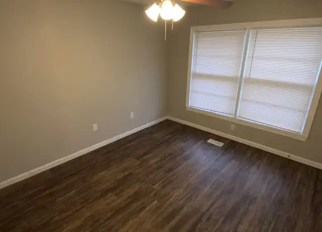 Property at 1010 Gregory St, Jacksonville, AR, 72076, 3 beds, 2 baths, [object Object]