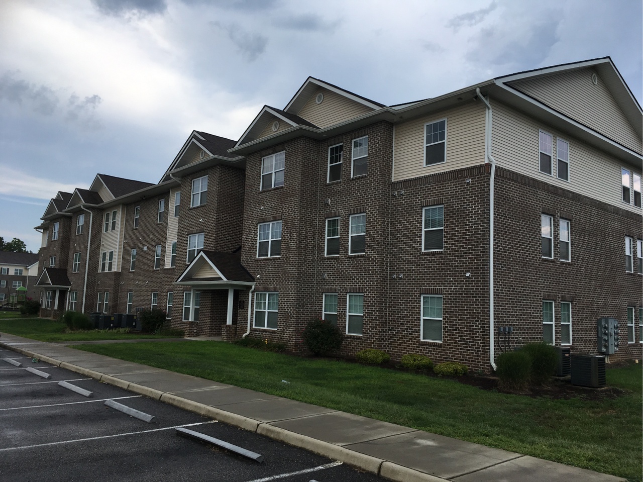 Puddledock Place Apartments 1910 Fine St, Prince VA 23875