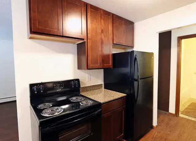 Property at Apache Manor Apartments - 3817 Macalaster Dr NE, Minneapolis, MN, 55421, 1 bed, 1 bath, [object Object]
