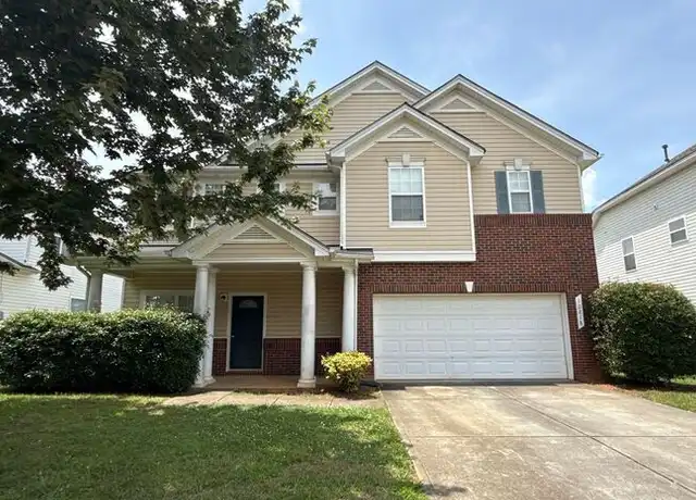 Property at 10218 Glenburn Ln, Charlotte, NC, 28278, 3 beds, 2 baths, [object Object]