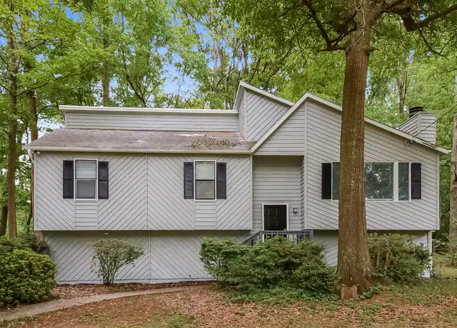 Property at 170 Hyde Park Ct NE, Kennesaw, GA, 30144, 4 beds, 2 baths, [object Object]