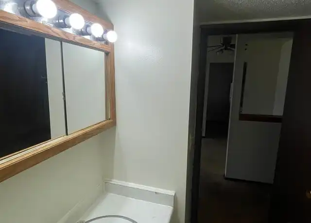 Property at Meadow Ridge - 765 Russell Rd, Waterloo, IA, 50701, 1 bed, 1 bath, [object Object]