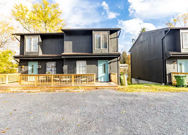 Property at 282 Randolph Rd, Morgantown, WV, 26505, 2 beds, 1 bath, [object Object]