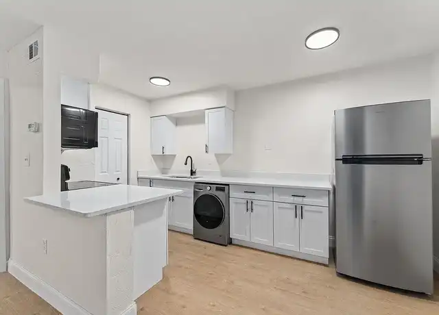 Property at CenterPoint - 1220 NW 12th St, Gainesville, FL, 32601, 1 bed, 1 bath, [object Object]