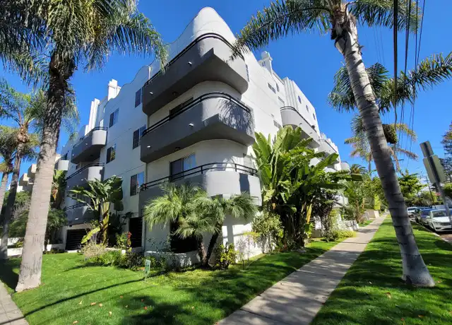 Property at 2050 S Bentley Ave Unit 205, Los Angeles, CA, 90025, 2 beds, 2 baths, [object Object]