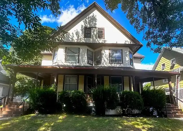 Property at 92 Locust St Unit 2-REAR, Rochester, NY, 14613, 2 beds, 1 bath, [object Object]