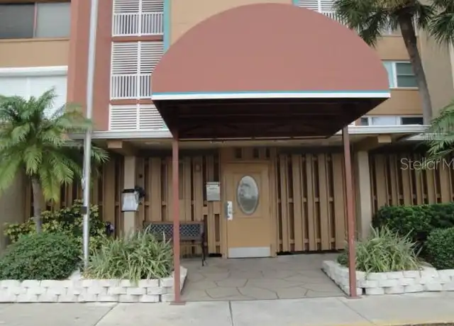 Property at 500 Treasure Island Cswy #202, Treasure Island, FL, 33706, 1 bed, 1.5 baths, [object Object]