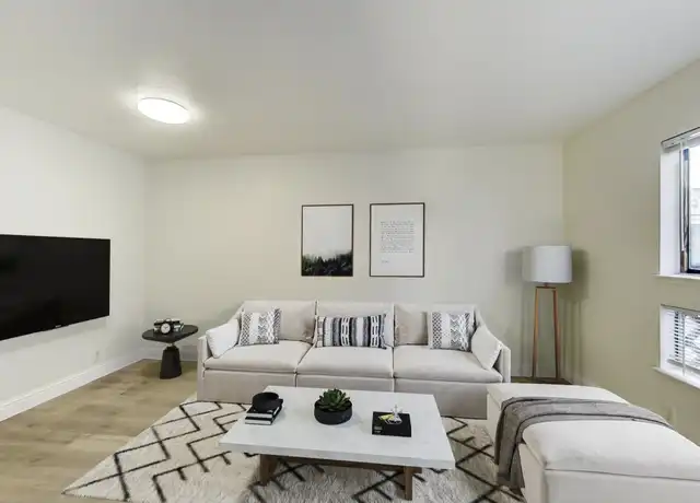 Property at 1421 38th Ave Unit B, Oakland, CA, 94601, 3 beds, 1.5 baths, [object Object]
