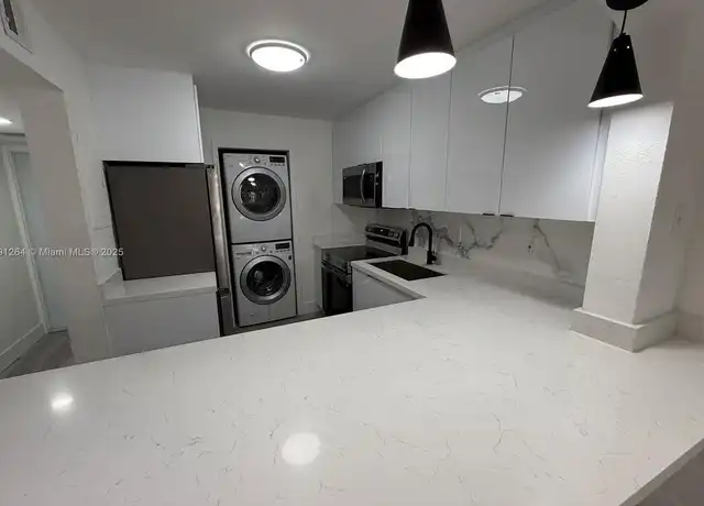 Property at 7910 Colony Cir N #106, Tamarac, FL, 33321, 2 beds, 2 baths, [object Object]