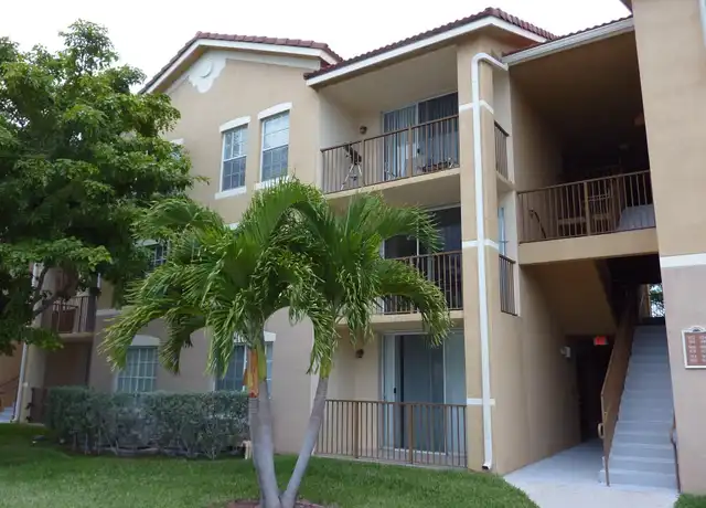 Property at 913 Villa Cir #913, Boynton Beach, FL, 33435, 1 bed, 1 bath, [object Object]