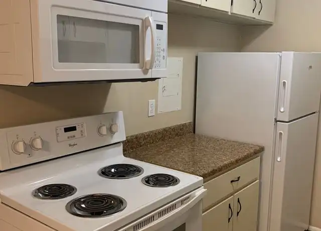 Property at 5840 Buckeye Ln Unit 87-15, Mentor-On-The-Lake, OH, 44060, 1 bed, 1 bath, [object Object]