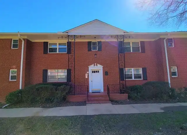Property at 3660 Peachtree Rd NE Unit J3, Atlanta, GA, 30319, 2 beds, 2 baths, [object Object]