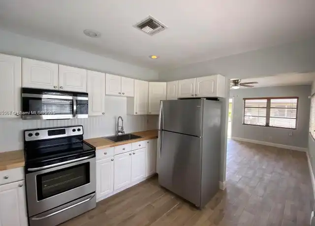 Property at 2641 SW 13th Ave Unit 1, Fort Lauderdale, FL, 33315, 2 beds, 1 bath, [object Object]