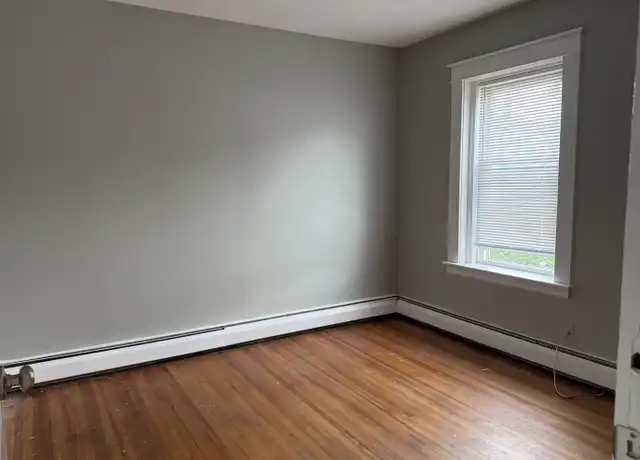 Property at 72 Clinton St Unit 2W, New Britain, CT, 06053, 2 beds, 1 bath, [object Object]