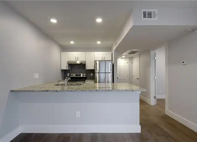 Property at 909 Reinli St #132, Austin, TX, 78751, 1 bed, 1 bath, [object Object]