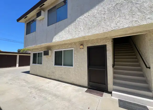 Property at 325 Redondo Ave Unit 2, Long Beach, CA, 90814, 2 beds, 2 baths, [object Object]