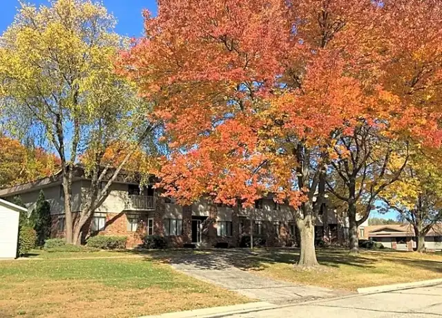 Property at Silver Lake Apartments, LLC. - 917 Silver Lake Dr, Portage, WI, 53901, 2 beds, 1 bath, [object Object]
