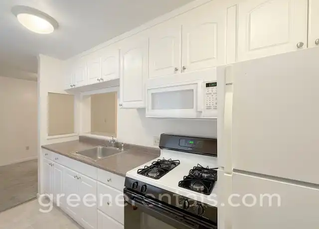 Property at 1017 Capitol Way S, Olympia, WA, 98501, 1 bed, 1 bath, [object Object]