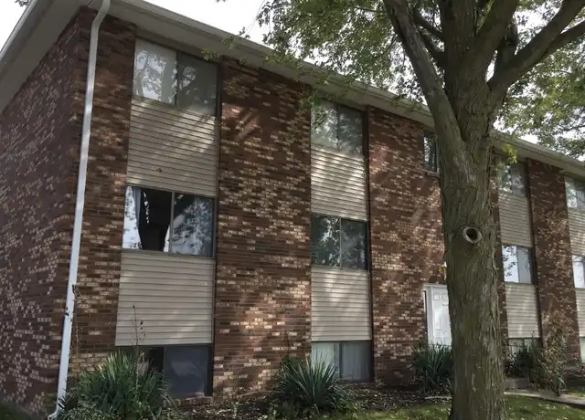 Property at 3614 25th St, Moline, IL, 61265, 2 beds, 1 bath, [object Object]