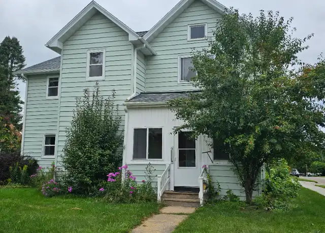 Property at 324 E Parkinson St Unit B, Viroqua, WI, 54665, 2 beds, 1 bath, [object Object]