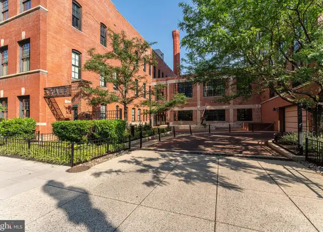 Property at 437 New York Ave NW Unit Y23, Washington, DC, 20001, 1 bed, 1.5 baths, [object Object]