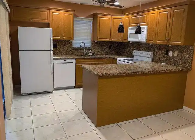 Property at 9370 SW 61st Way, Boca Raton, FL, 33428, 3 beds, 2.5 baths, [object Object]