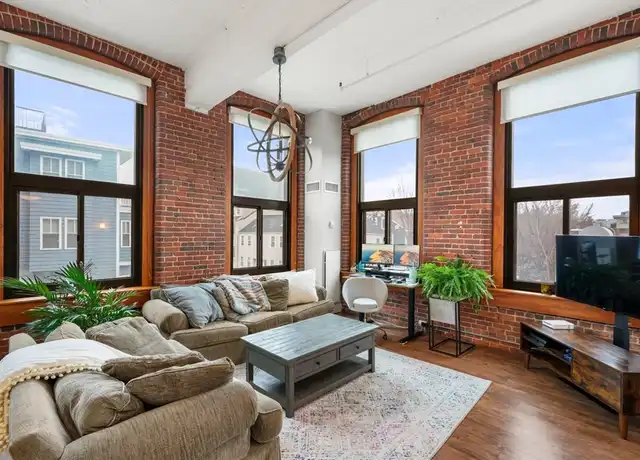 Property at 320 W 2nd St Apt 205, Boston, MA, 02127, 2 beds, 1 bath, [object Object]