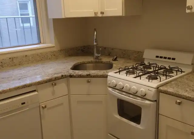 Property at 1189 Commonwealth Ave Unit 14, Allston, MA, 02134, 2 beds, 1 bath, [object Object]