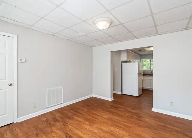 Property at 2751 Jersey Ave Unit 3, Knoxville, TN, 37919, 2 beds, 1 bath, [object Object]
