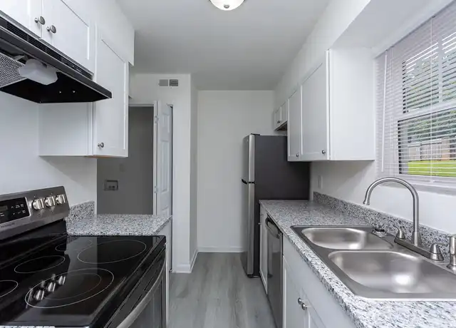 Property at Kislev Golden Gate - 4565 Covington Hwy, Decatur, GA, 30035, 2-3 beds, 1.5 baths, [object Object]