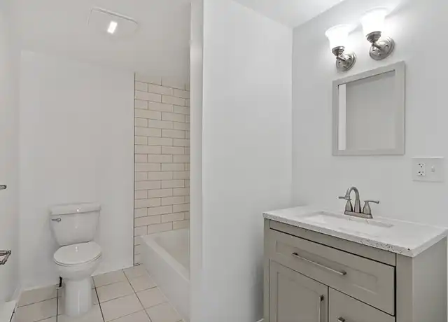 Property at 158 Green St Unit 1, Fitchburg, MA, 01420, 4 beds, 1 bath, [object Object]