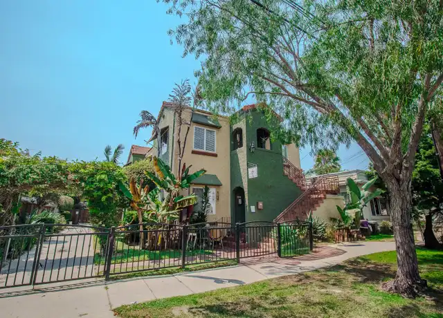 Property at 631 Almond Ave Unit 5, Long Beach, CA, 90802, 2 beds, 1 bath, [object Object]