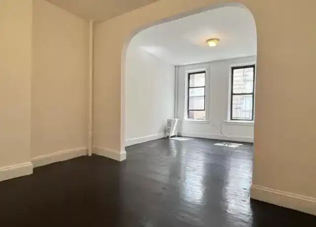 Property at 224 E 70th St, New York, NY, 10021, 1 bed, 1 bath, [object Object]