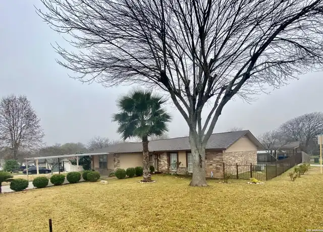 Property at 5102 Charolais Dr, San Antonio, TX, 78247, 4 beds, 2 baths, [object Object]