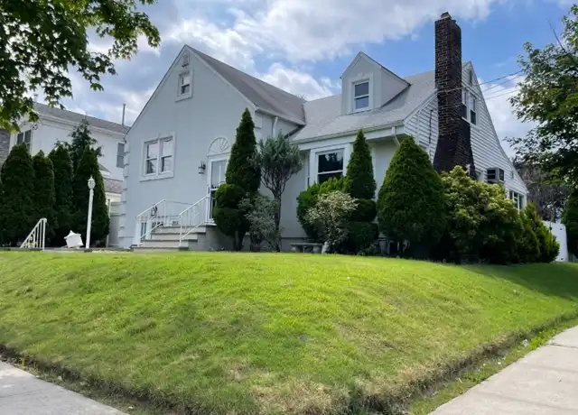 Property at 132 Morristown Rd, Linden, NJ, 07036, 4 beds, 2 baths, [object Object]