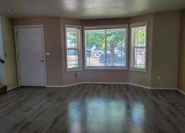 Photo of 1303 SE 4th Ave, Battle Ground, WA 98604