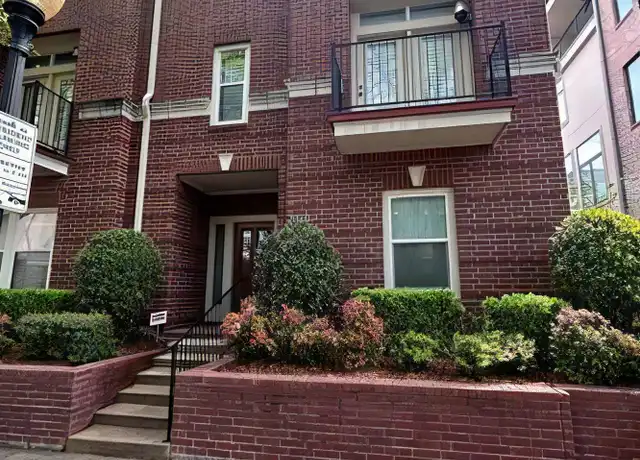 Property at 2818 State St, Dallas, TX, 75204, 3 beds, 2.5 baths, [object Object]