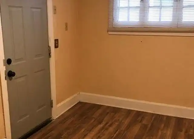 Property at 106 Columbia Dr SE Unit 3, Albuquerque, NM, 87106, 1 bed, 1 bath, [object Object]