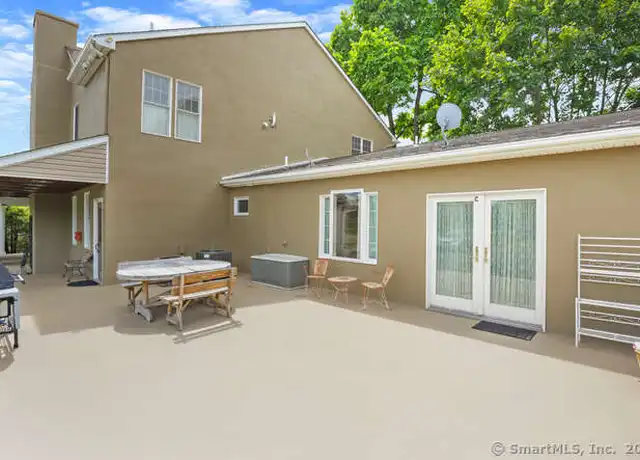 Property at 95 Park Ln E, New Milford, CT, 06776, 1 bed, 1 bath, [object Object]