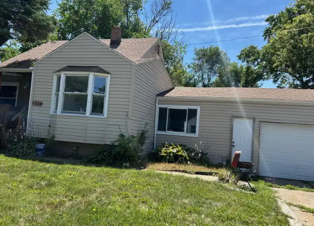 Property at 197 Crystal Lake Dr, Pontiac, MI, 48341, 4 beds, 1 bath, [object Object]