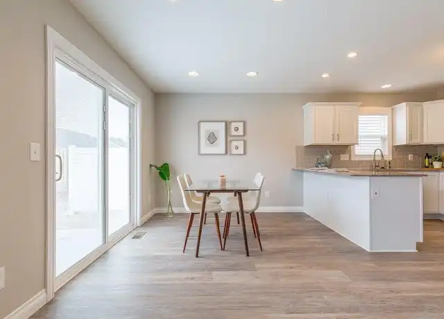Property at Woodland Hills - 4411 N McCord Rd, Sylvania, OH, 43560, 2 beds, 2 baths, [object Object]