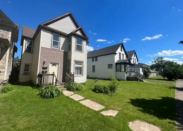 Property at 2014 Banks Ave, Superior, WI, 54880, 2 beds, 1 bath, [object Object]