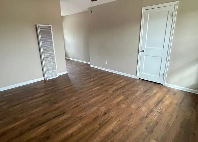 Property at 700 N Russell St Unit A, Pampa, TX, 79065, 2 beds, 1 bath, [object Object]