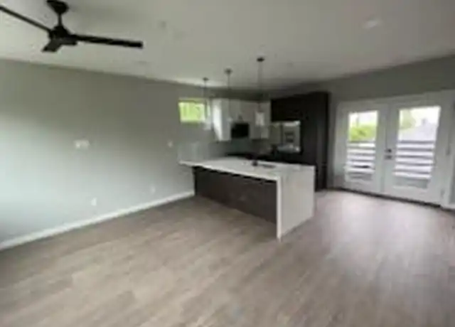 Property at 2729 Weisenberger St Unit 102, Fort Worth, TX, 76107, 2 beds, 2.5 baths, [object Object]