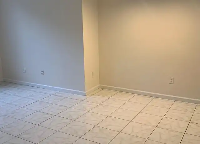 Property at 4321 W McNab Rd #14, Pompano Beach, FL, 33069, 1 bed, 1 bath, [object Object]