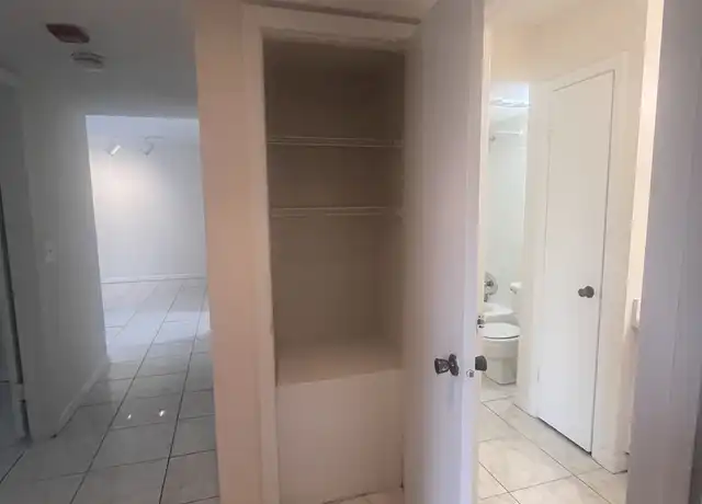 Property at 4281 W McNab Rd #10, Pompano Beach, FL, 33069, 1 bed, 1 bath, [object Object]