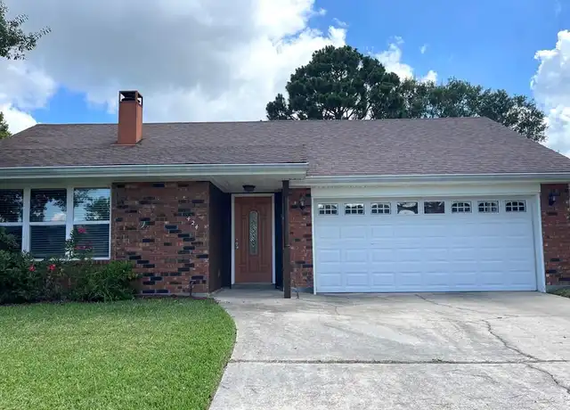 Property at 424 Eden Isles Blvd, Slidell, LA, 70458, 3 beds, 2 baths, [object Object]