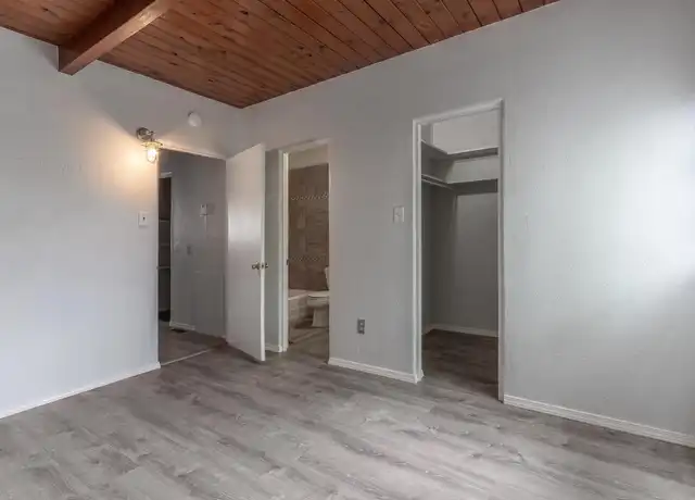 Property at 2105 Saint Cyr Ave SE Unit 3, Albuquerque, NM, 87106, 1 bed, 1 bath, [object Object]