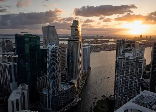 Property at 300 Biscayne Boulevard Way #2909, Miami, FL, 33131, 2 beds, 2.5 baths, [object Object]