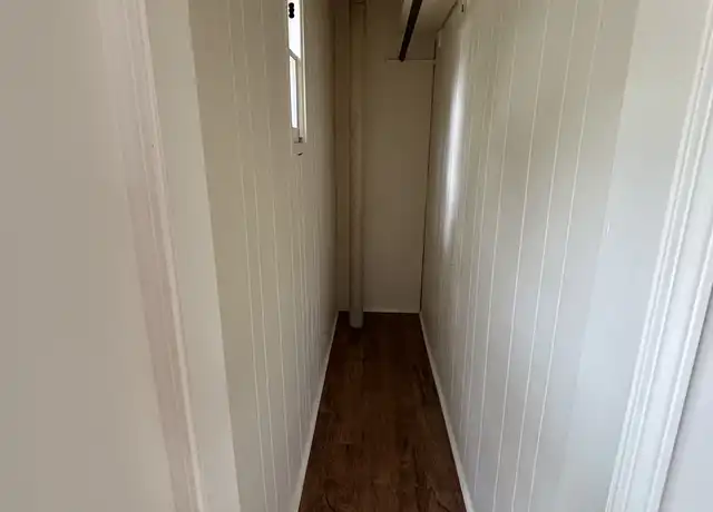 Property at 114 E 8th St, Mishawaka, IN, 46544, 1 bed, 1 bath, [object Object]